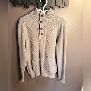 RW&CO. Light Gray Ribbed Sweater